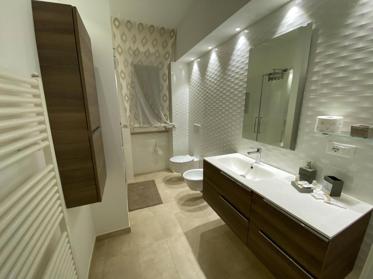 L'Ultima Luna Hotel แตร์โมลิ ภายนอก รูปภาพ